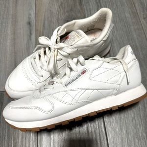 Reebok | Womens White Classic Sneakers